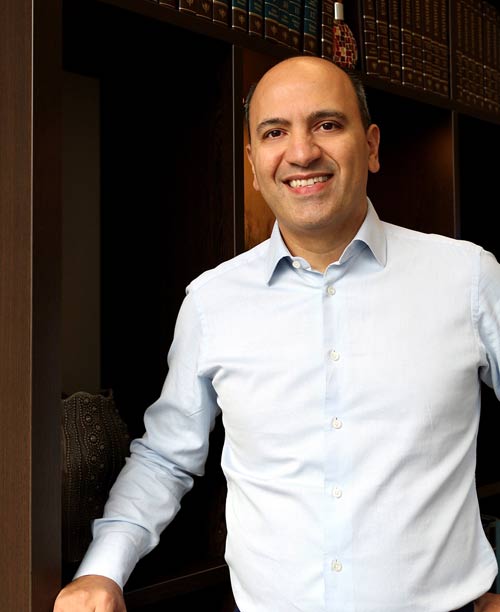 Dr Reza Hakimi